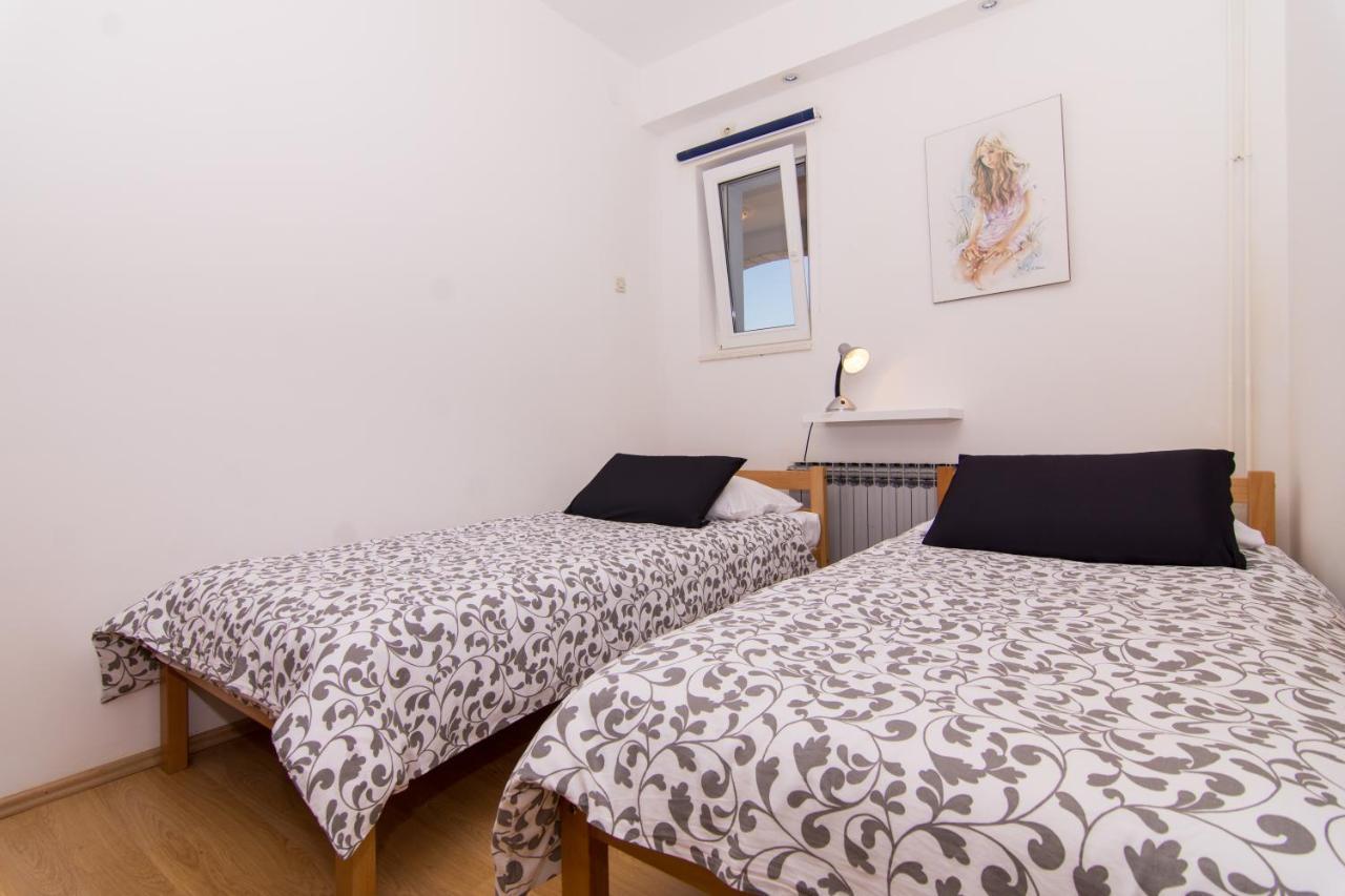 Apartmani Mlacic Donji Okrug  Exterior photo