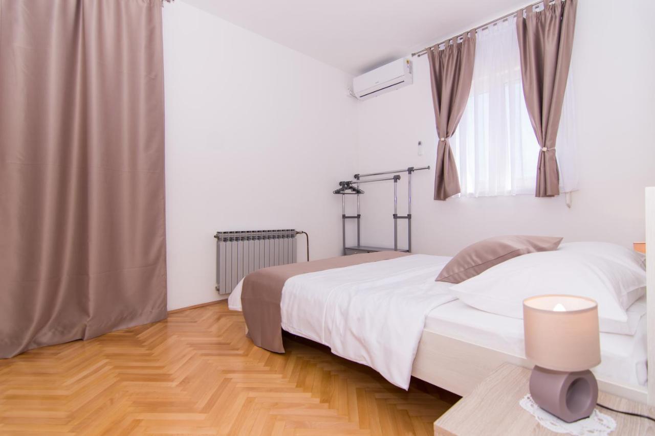 Apartmani Mlacic Donji Okrug  Exterior photo